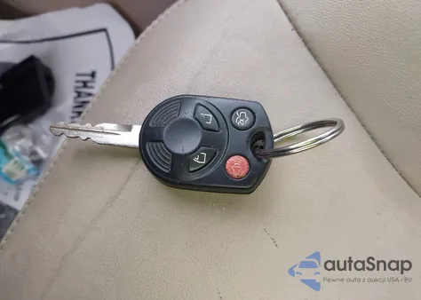 2008 Ford Escape Limited z USA, uszkodzony, nr VIN 1FMCU94158KA87236